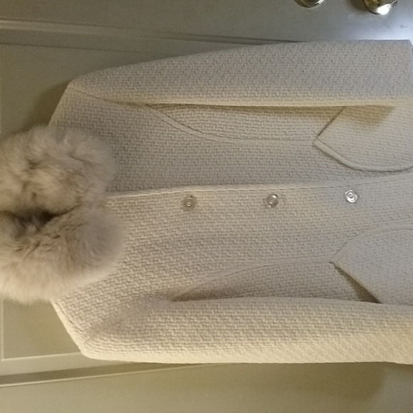Nicole Miller Cream Winter Fur trim Knit Coat - Picture 7 of 16